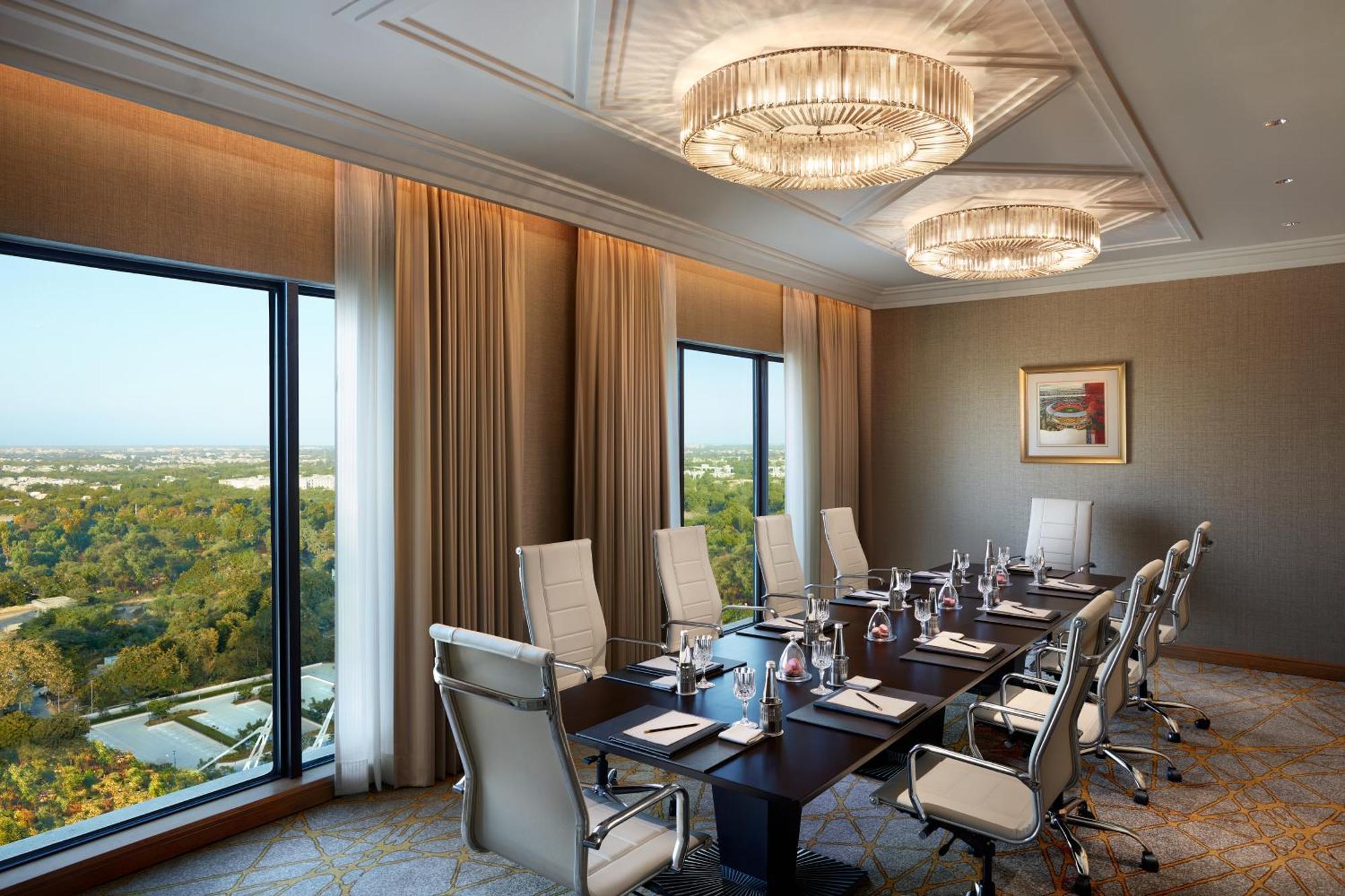 The Leela Gandhinagar Hotel Luaran gambar