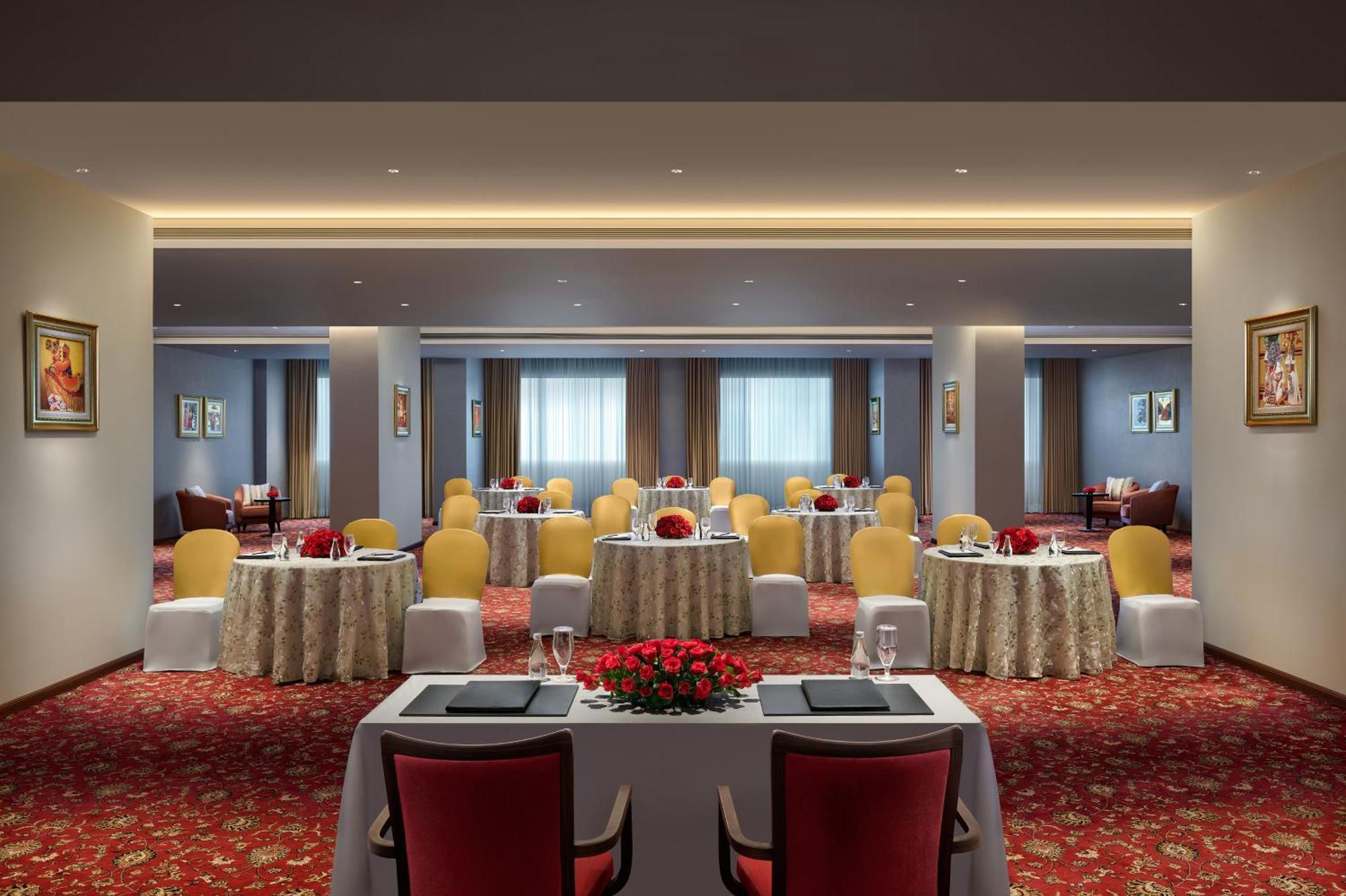 The Leela Gandhinagar Hotel Luaran gambar