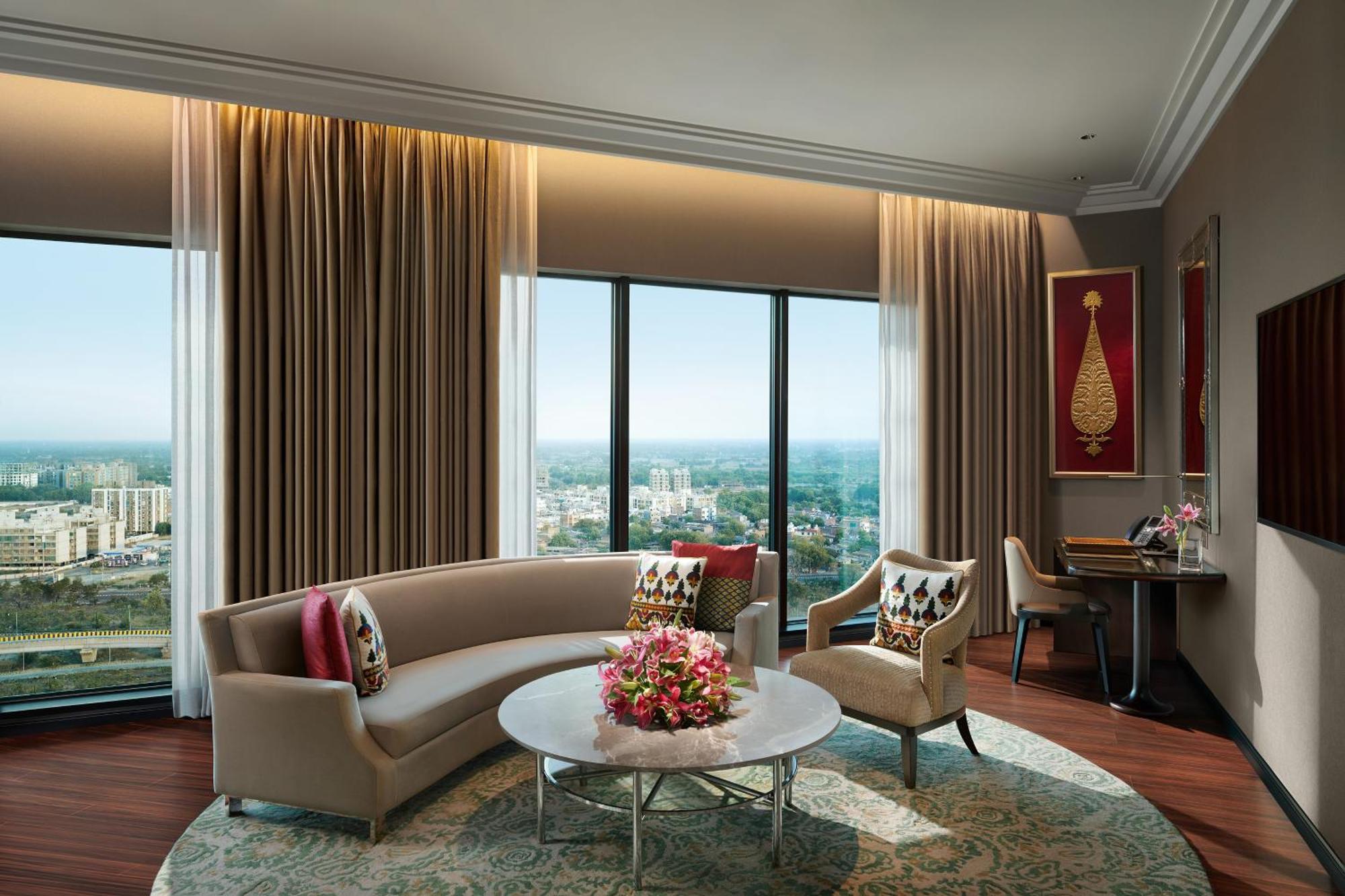 The Leela Gandhinagar Hotel Luaran gambar